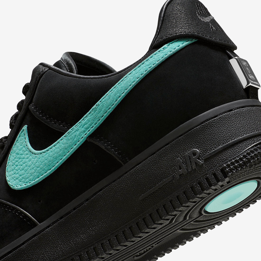 NlKE Air Force 1 Low x Tifany & Co.