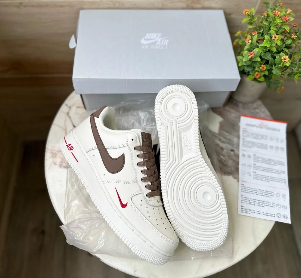 Nike Air Force 1 Low Umber Brown