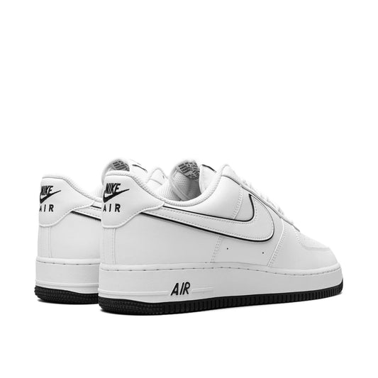 Court Classic Low – White & Black